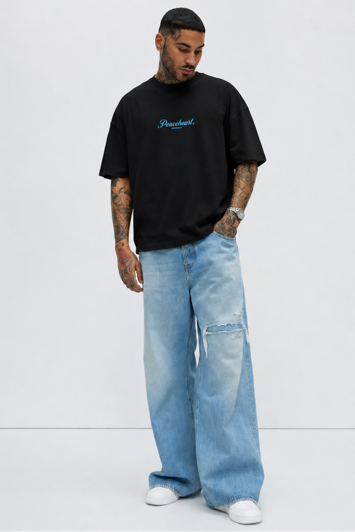 ESSENTIALS BLACK